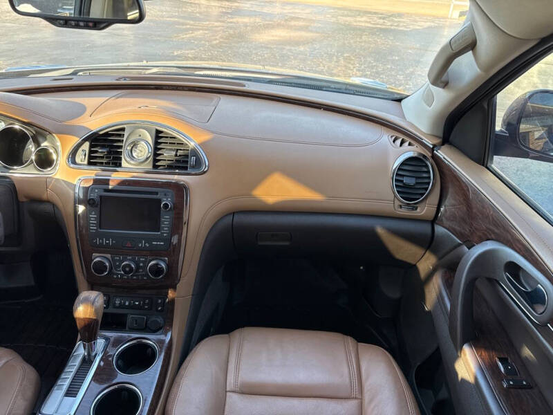 2017 Buick Enclave Premium - Photo 13