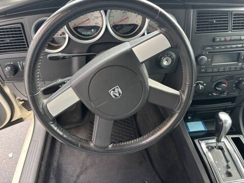 2005 Dodge Magnum SXT