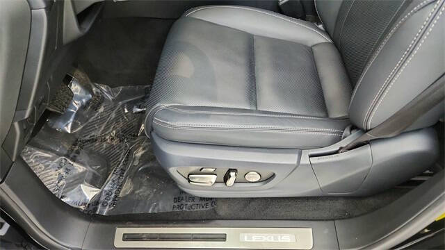 2024 Lexus LX 600 Luxury