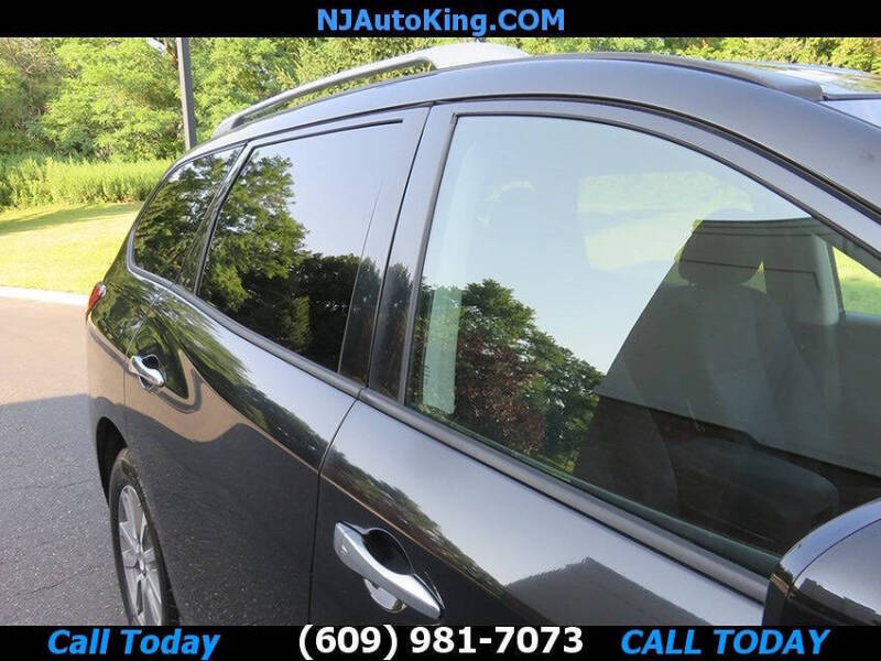 2015 Nissan Pathfinder SV