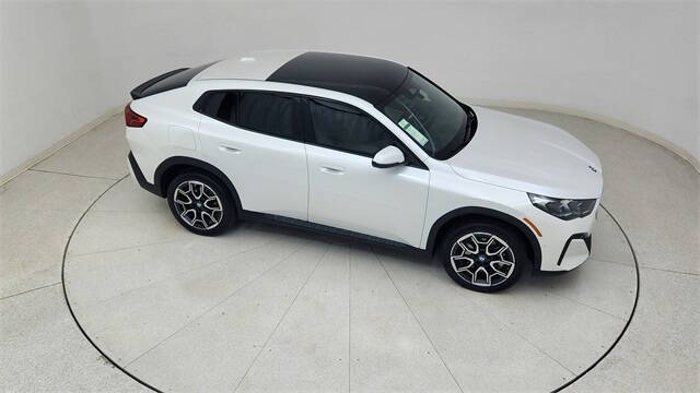 2025 BMW X2 xDrive28i