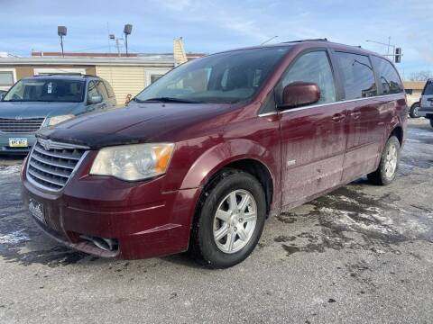 2008 Chrysler Town and Country for sale at Corridor Motors in Cedar Rapids IA
