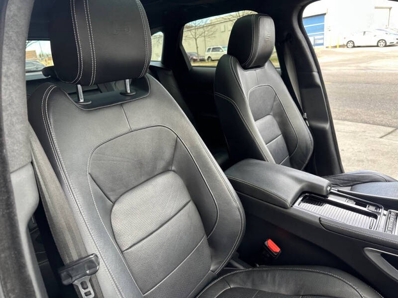 2019 Jaguar F-PACE S