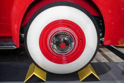 1937 Packard 120