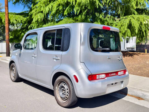 2010 Nissan cube