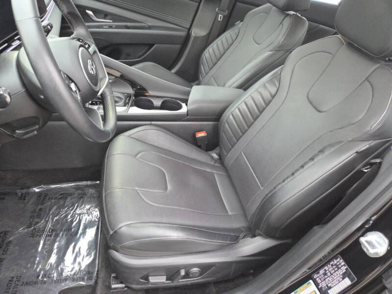 2023 Hyundai Elantra