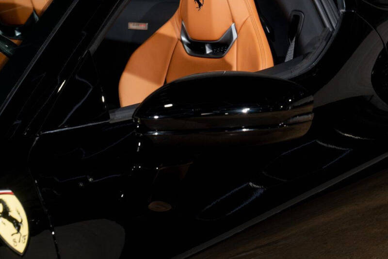 2025 Ferrari 296 GTS