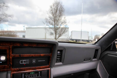 1988 Chrysler Le Baron Premium