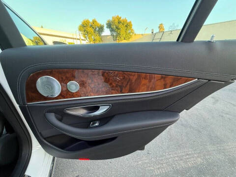 2018 Mercedes-Benz E-Class E 300