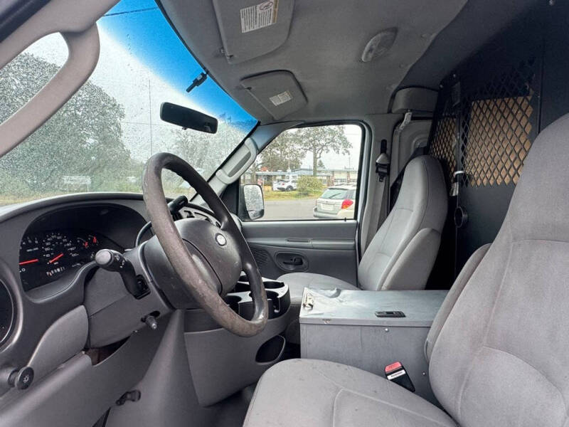 2006 Ford E-Series E-250