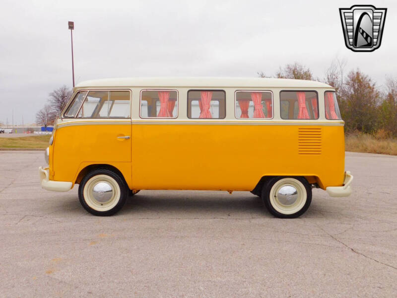 1975 Volkswagen Type 2