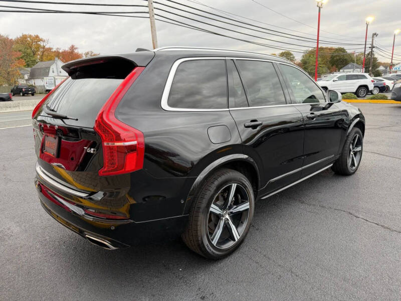 2017 Volvo XC90 T6 R-Design