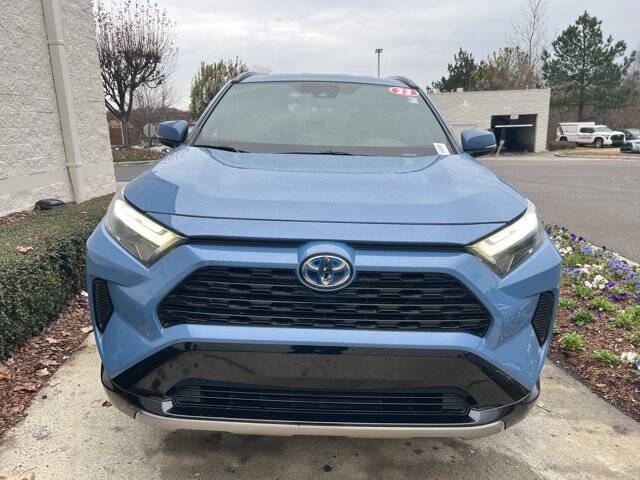 2023 Toyota RAV4 Hybrid SE