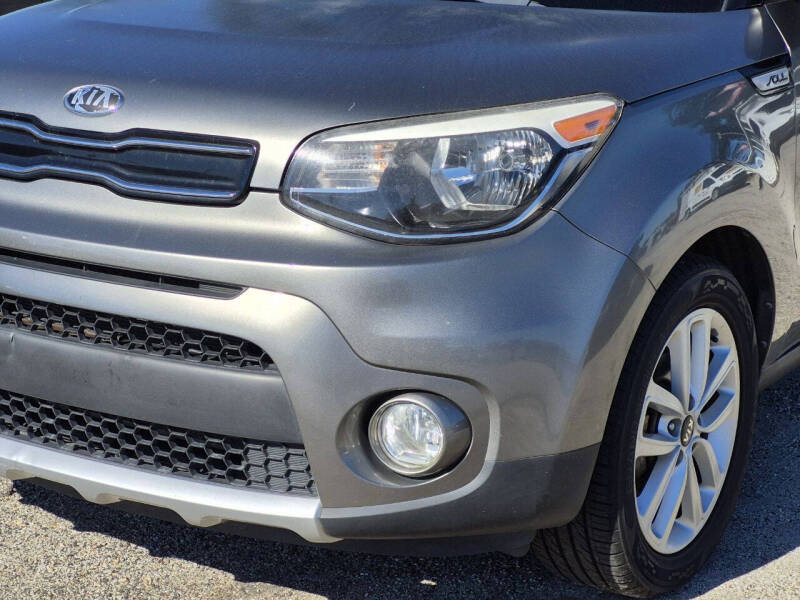 2017 Kia Soul +