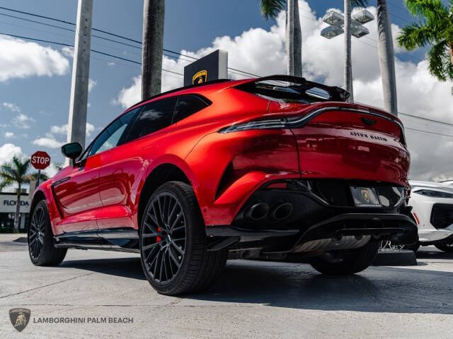 2023 Aston Martin DBX 707