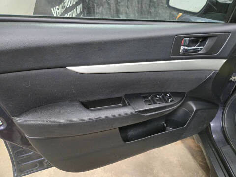 2011 Subaru Outback 2.5i