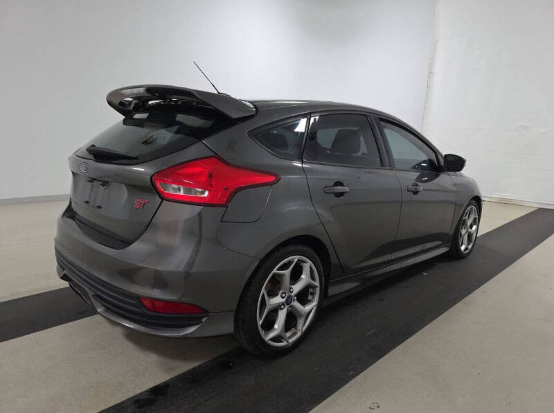 2016 Ford Focus ST