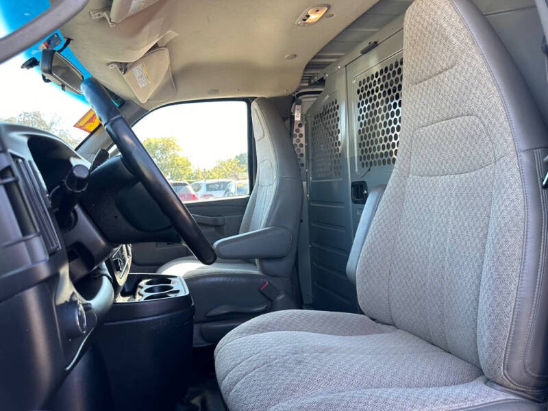 2021 Chevrolet Express 2500