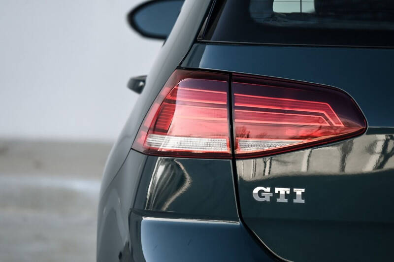 2018 Volkswagen Golf GTI S