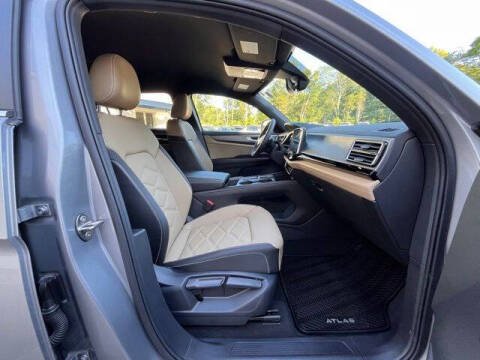 2024 Volkswagen Atlas Cross Sport SE 4Motion