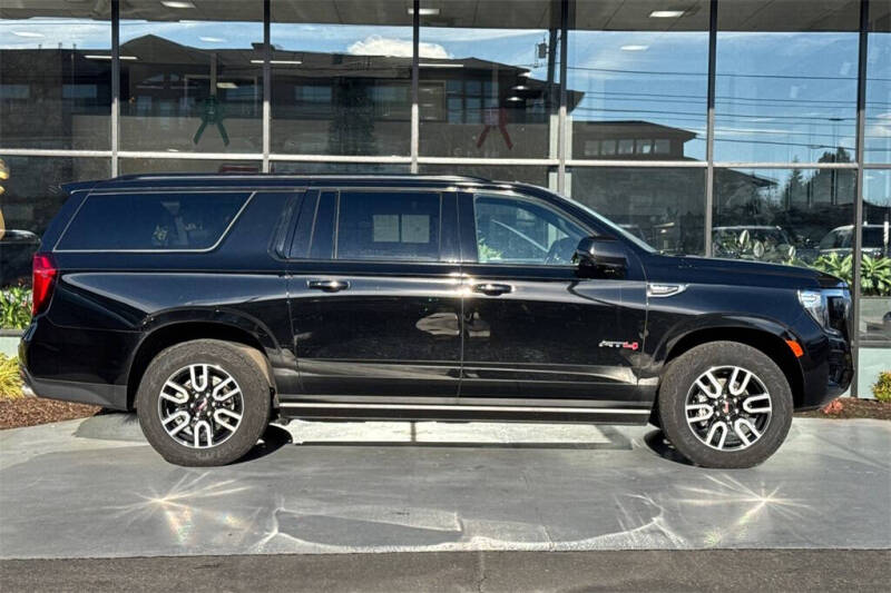 2024 GMC Yukon XL AT4