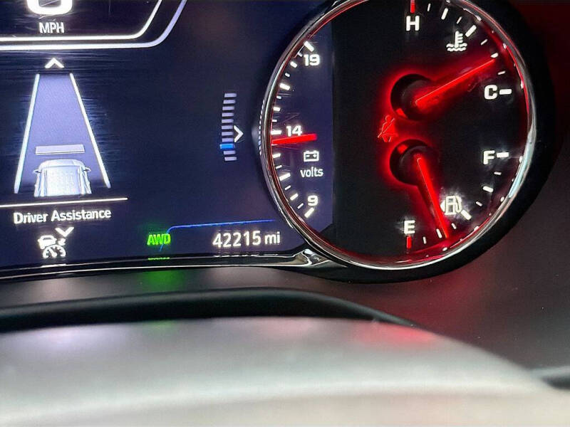 2022 GMC Acadia Denali
