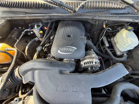 2005 Chevrolet Avalanche 1500 LS