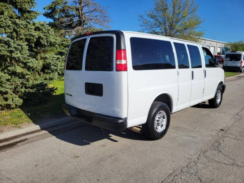 2018 Chevrolet Express LS 3500