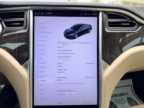 2013 Tesla Model S Performance