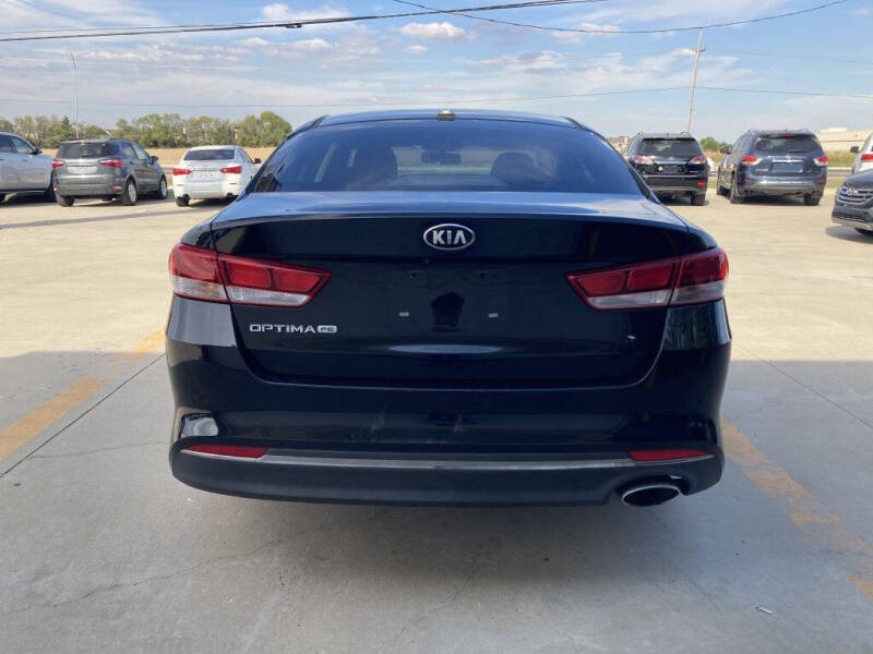 2017 Kia Optima LX