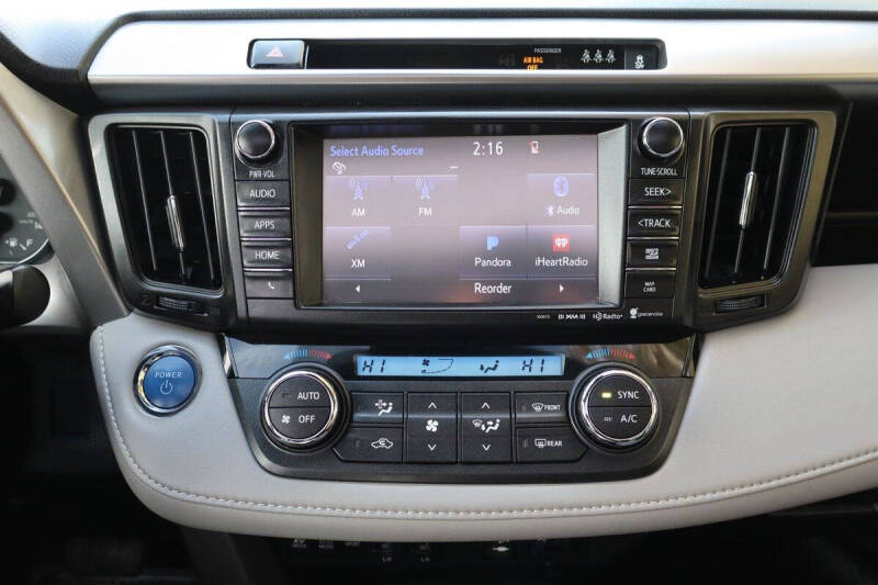 2017 Toyota RAV4 Hybrid Limited