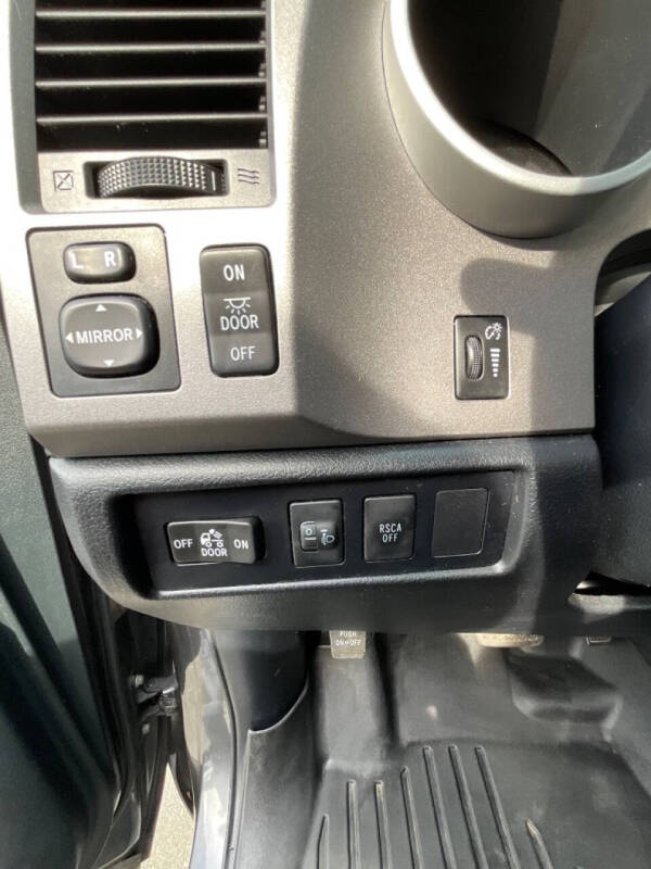 2012 Toyota Tundra Grade