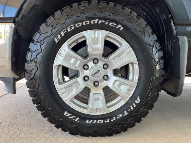 2018 Nissan Titan SV