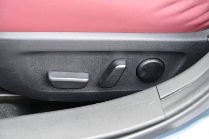 2024 Mazda Mazda3 Sedan 2.5 S Carbon Edition