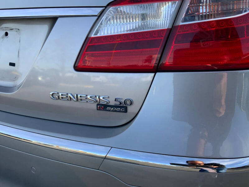 2012 Hyundai Genesis