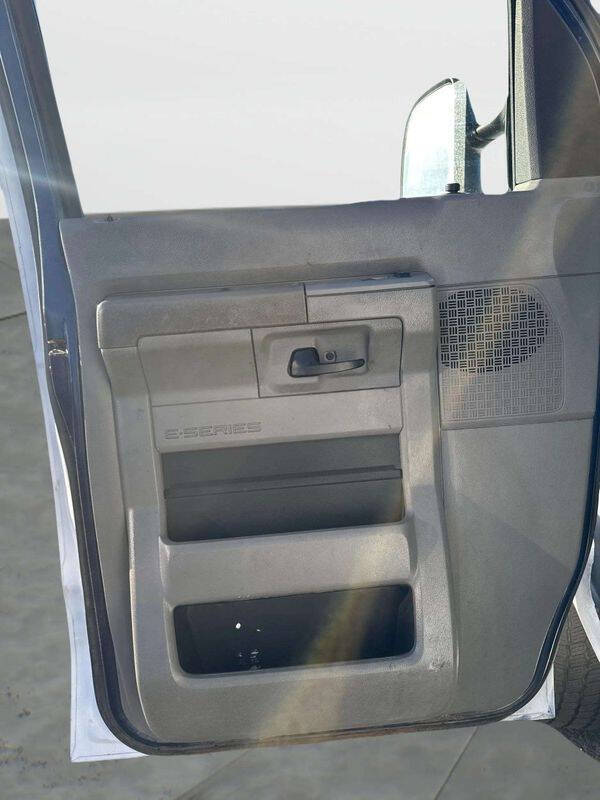 2012 Ford E-Series E-250