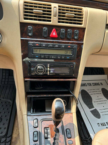 2001 Mercedes-Benz E-Class E 320