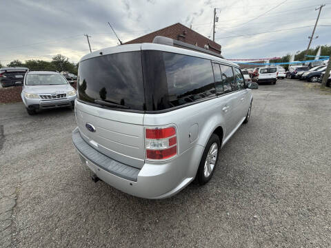 2011 Ford Flex SE