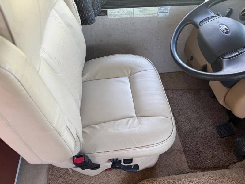 2015 Winnebago Vista
