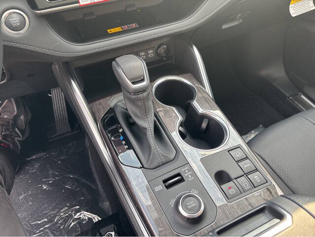 2025 Toyota Highlander Platinum