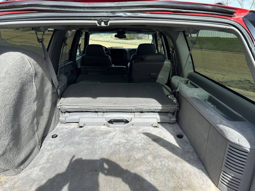 1998 Chevrolet Suburban 34