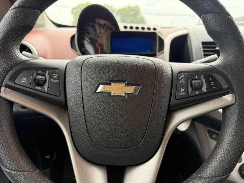 2016 Chevrolet Sonic LT Auto