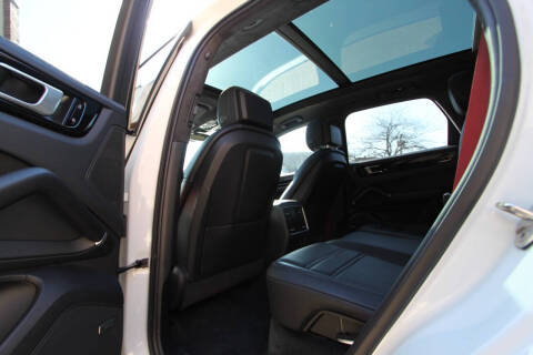 2021 Porsche Cayenne GTS