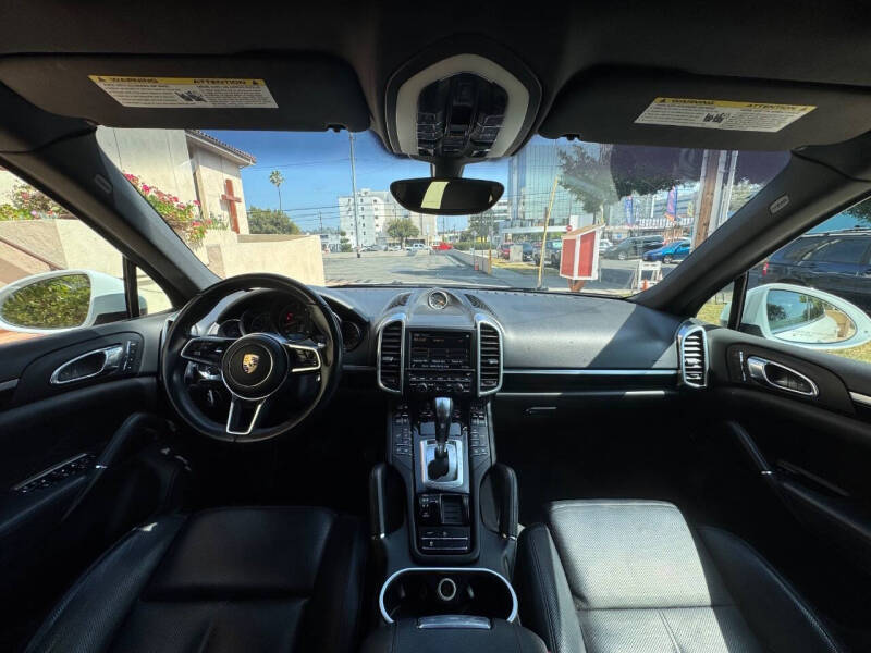 2016 Porsche Cayenne