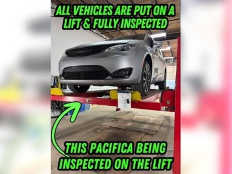 2018 Chrysler Pacifica Touring Plus