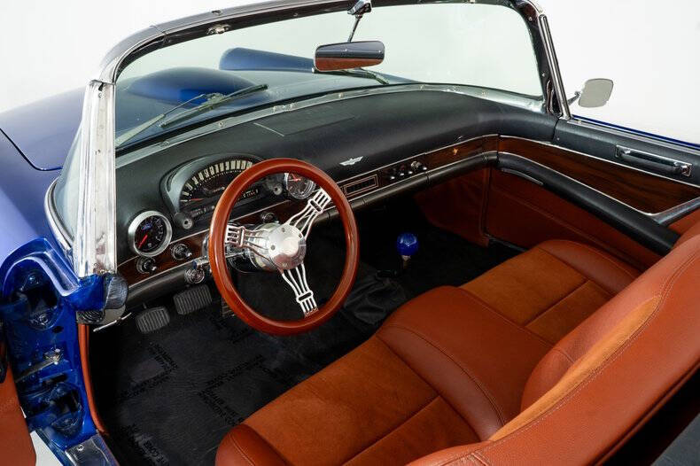 1955 Ford Thunderbird
