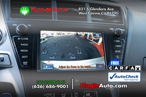 2013 Toyota Prius v Five