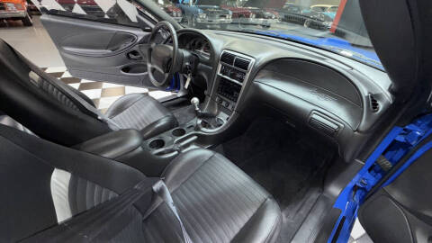 2003 Ford Mustang Mach 1 Premium