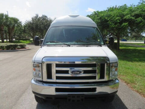 2010 Ford E-Series E-350 SD
