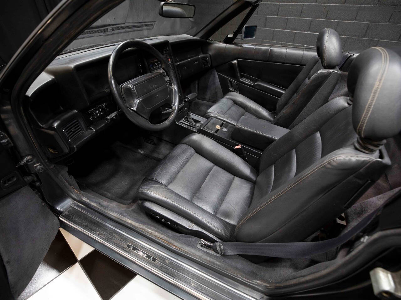 1992 Cadillac Allante 2
